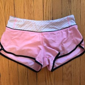 Speed up short (2.5 inches) Lululemon